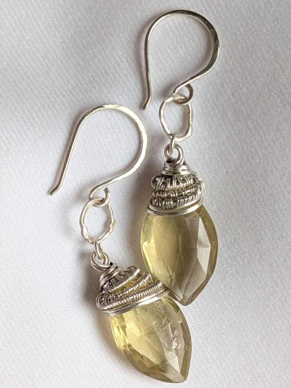 Artisan unique faceted